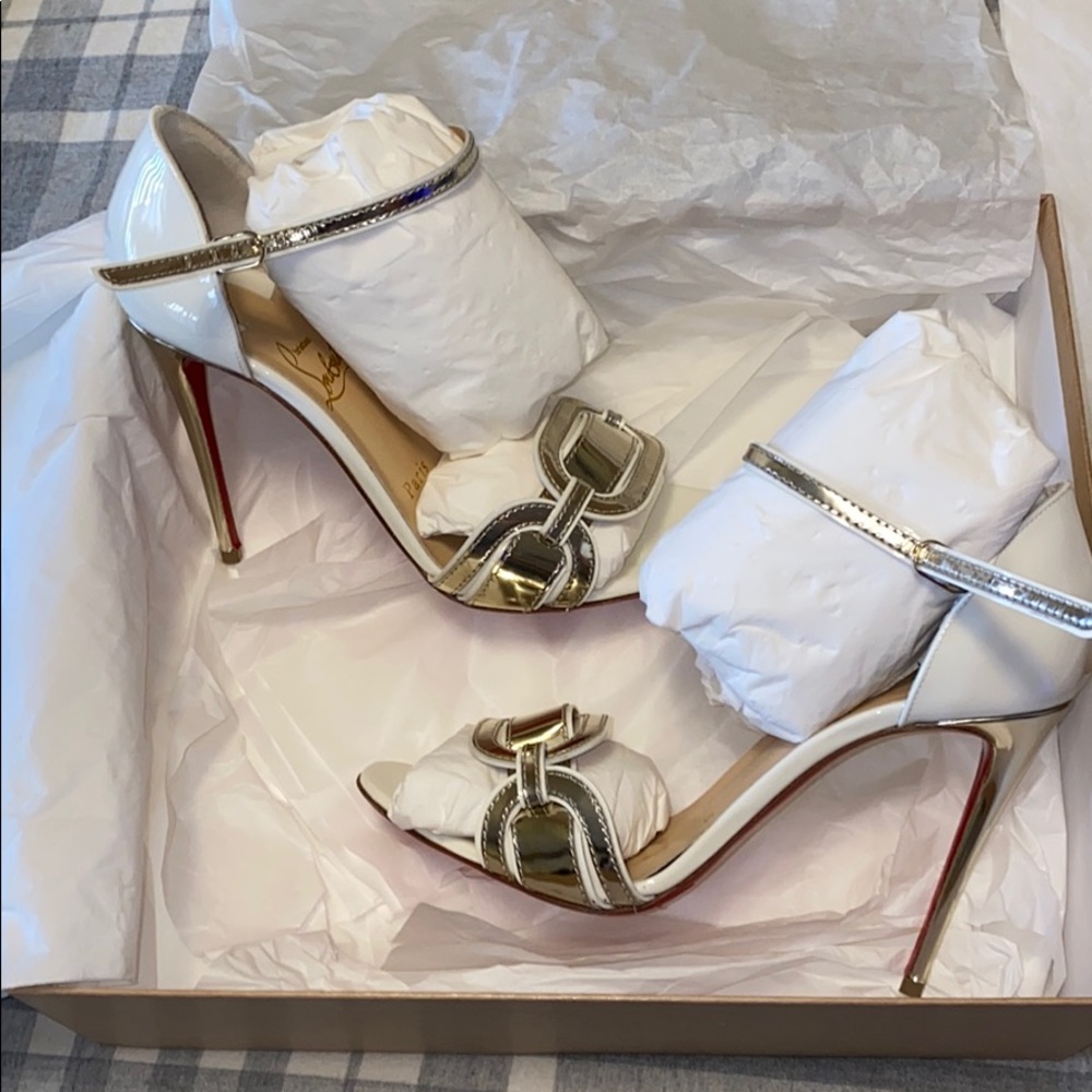 EXCLUSIVE Christian Louboutin Valparaiso
